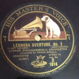 Leonaor Overture Vienna Philharmonic Orchestra 78 RPM Record by Franz Sohalk D 1644 www.mossymart.com