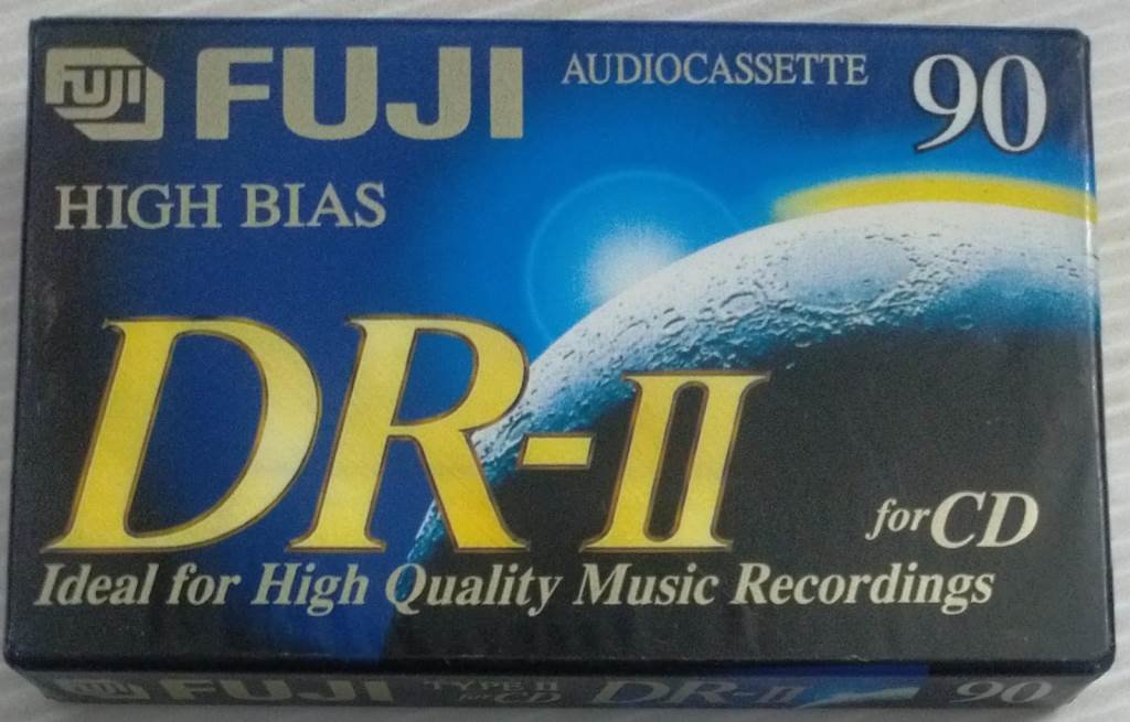 Lot De 2 Cassettes Audio : FUJI DR II 90 Et SONY CDit II 60 – Neuves
